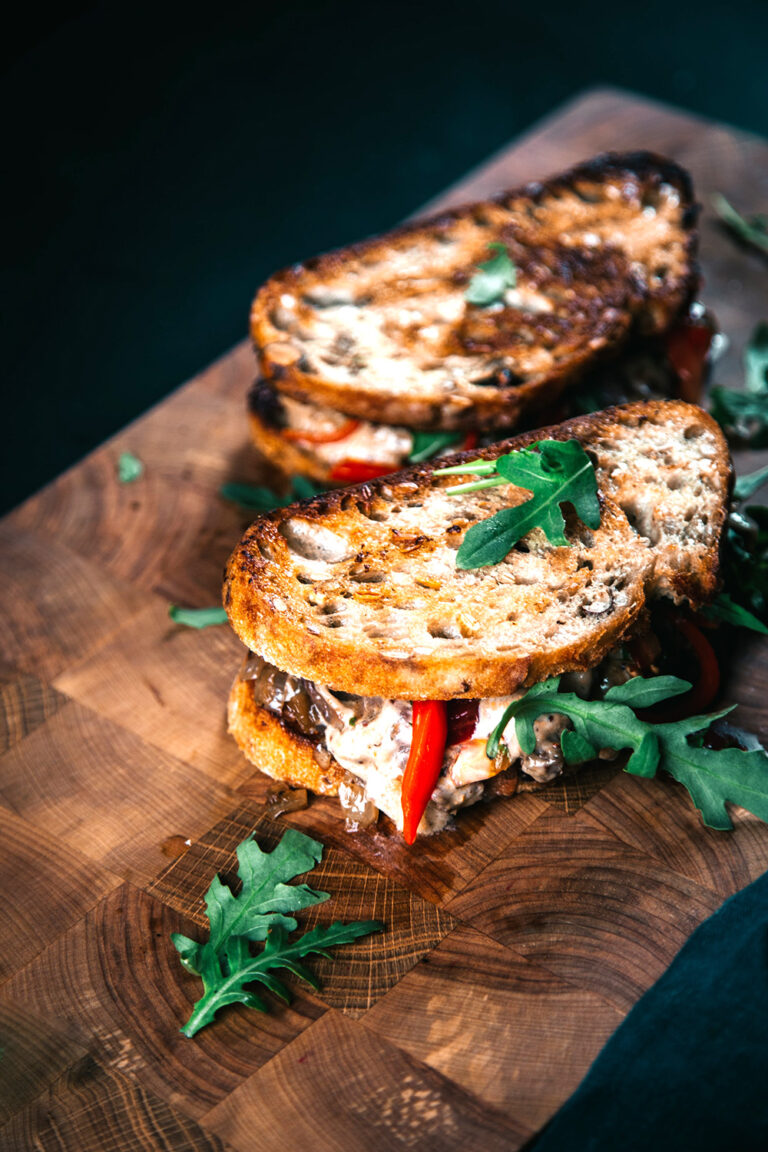 Satisfyingly Savory: The Baked Bread Sandwich Delight